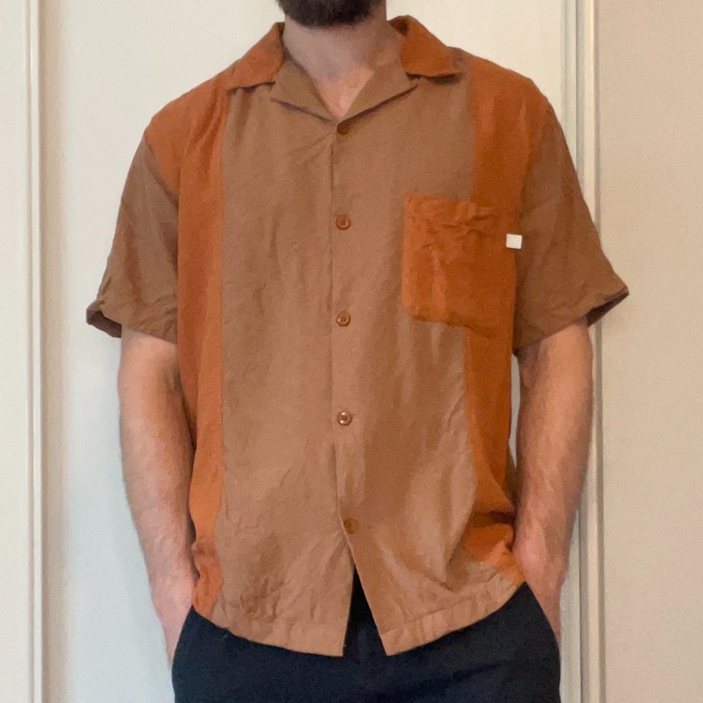 URBAN OUTFITTERS BUTTON UP